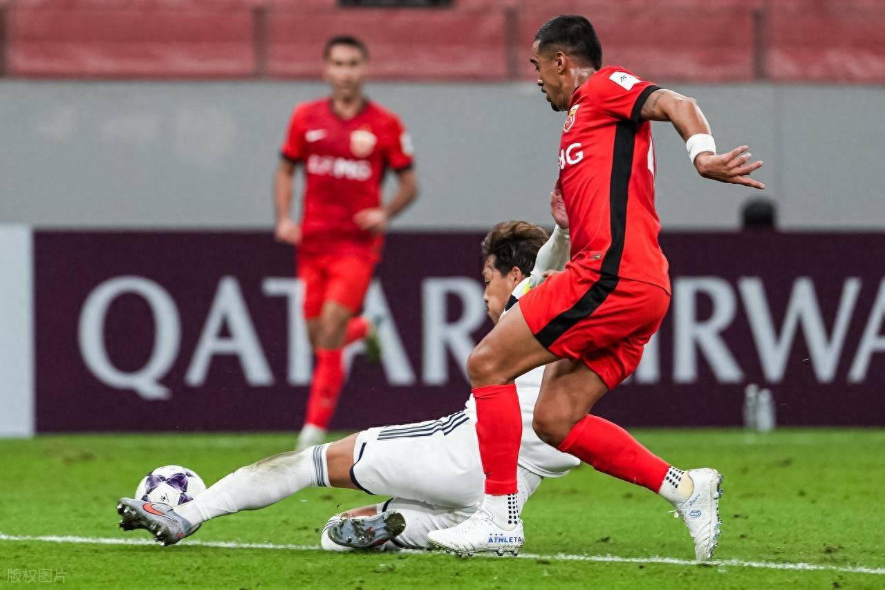 开云体育app-马赛发布备战花絮，今晨复出首秀，亚冠任务艰巨，赛程密集仍需轮换的简单介绍-开云体育app